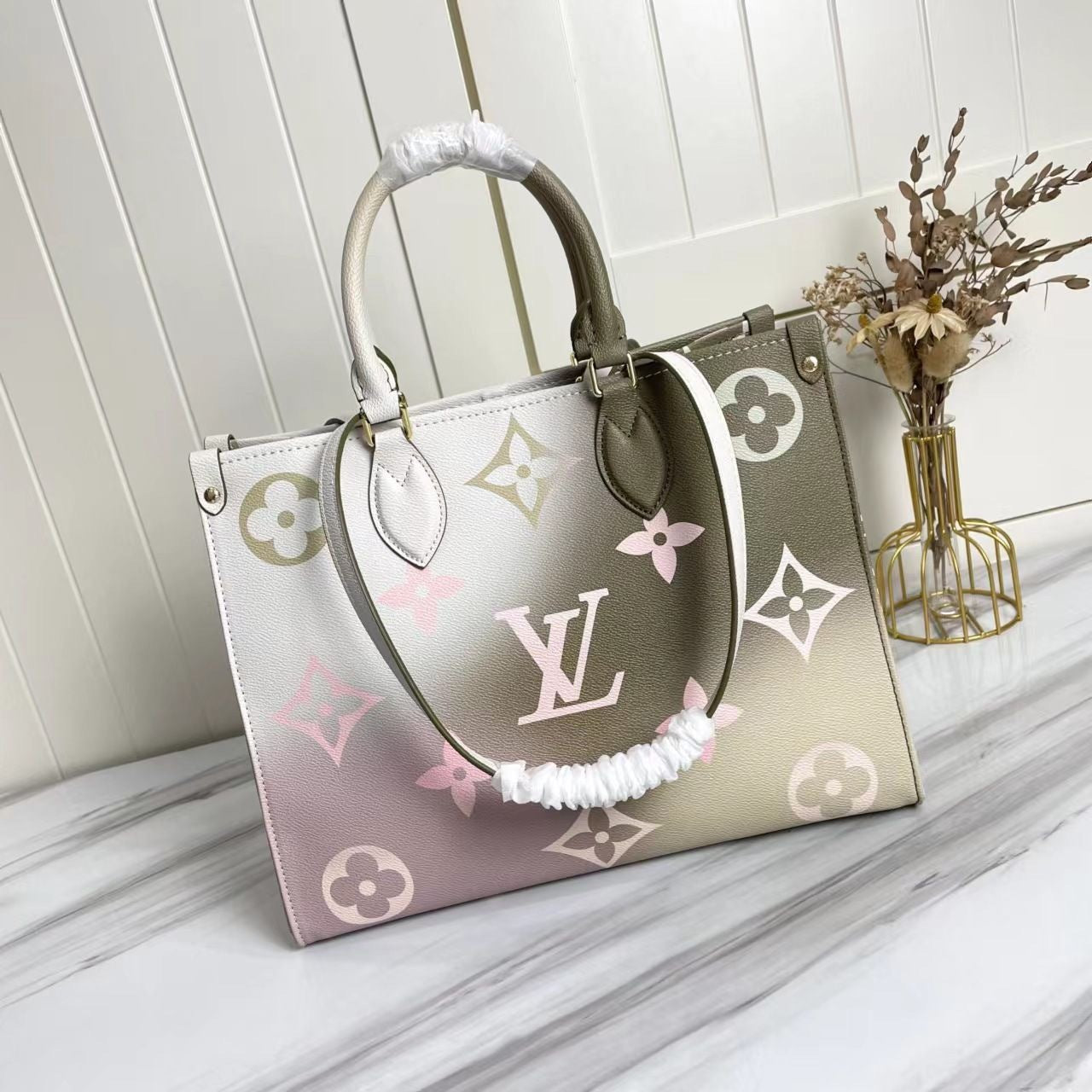 The Royale Tote