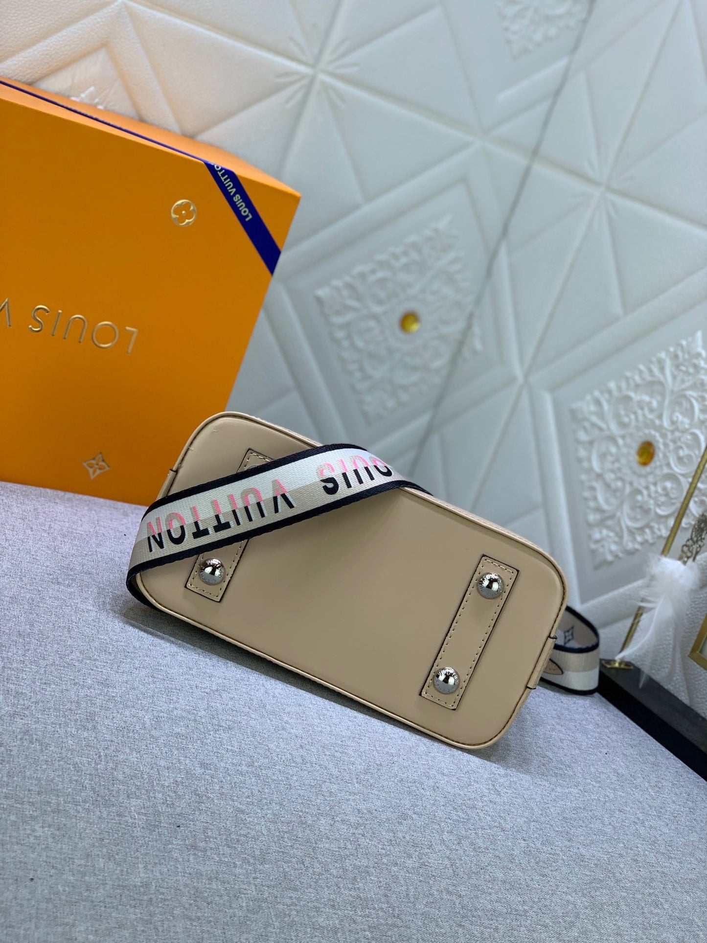 Royal Signature Dome Satchel