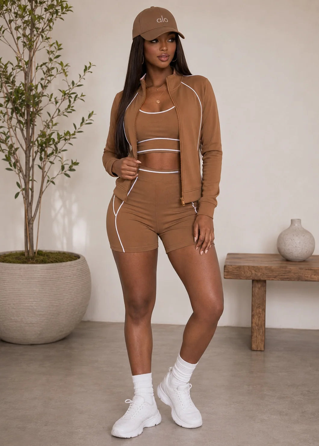 Royal SPORT BRA & SHORTS WITH JACKET SET