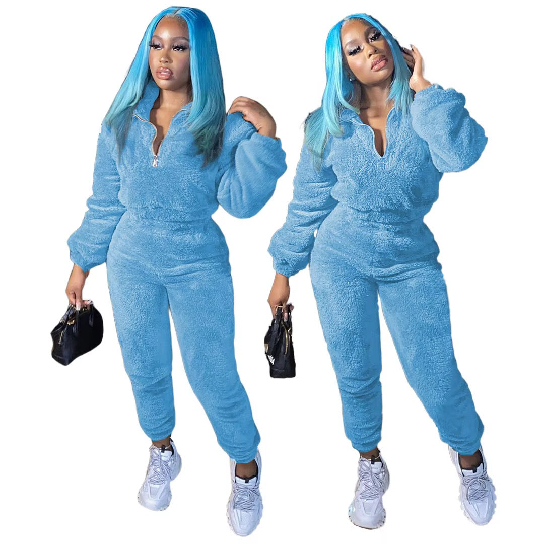 Royal Cozy Plush Set